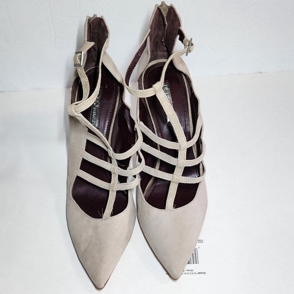 BCBGeneration  Womens   T-Strap Stiletto Pointed Heels / 10M/40 - Picture 3 of 12